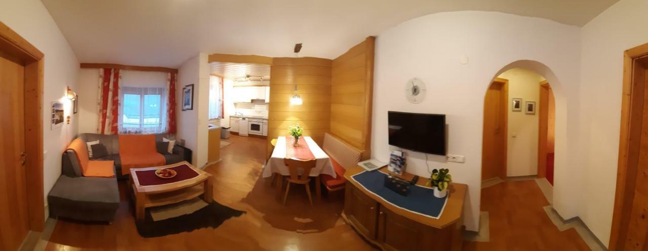 וונס Ferienwohnung Christina Gundolf מראה חיצוני תמונה