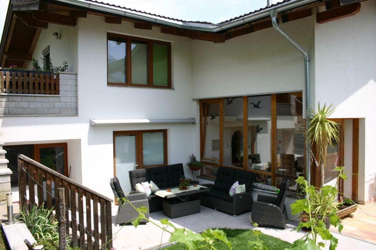 וונס Ferienwohnung Christina Gundolf מראה חיצוני תמונה